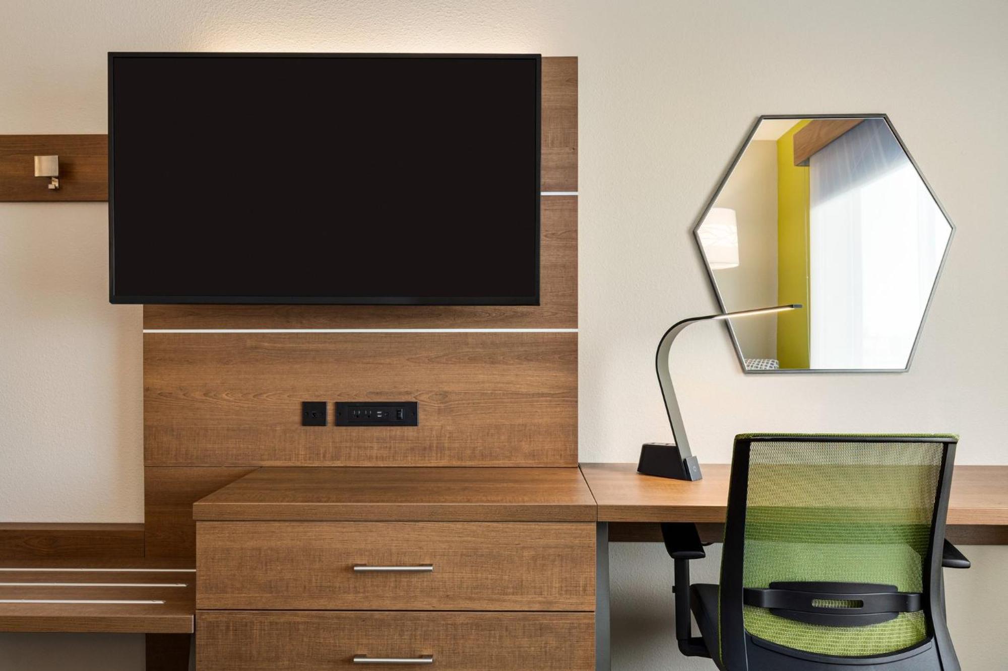 Holiday Inn Express & Suites Hayward - Castro Valley By Ihg Exteriör bild